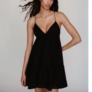 Cute little black dress, worn once, excellent condition!